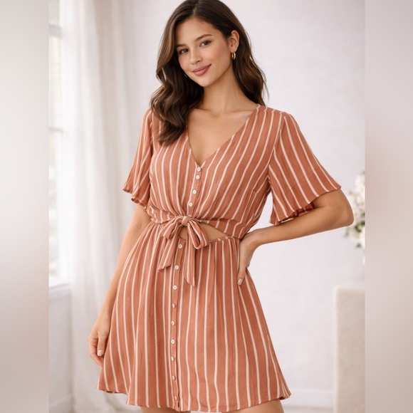 Abercrombie & Fitch Dresses & Skirts - Abercrombie Striped Orange and White Button-Up Tie-Front Dress Size Medium